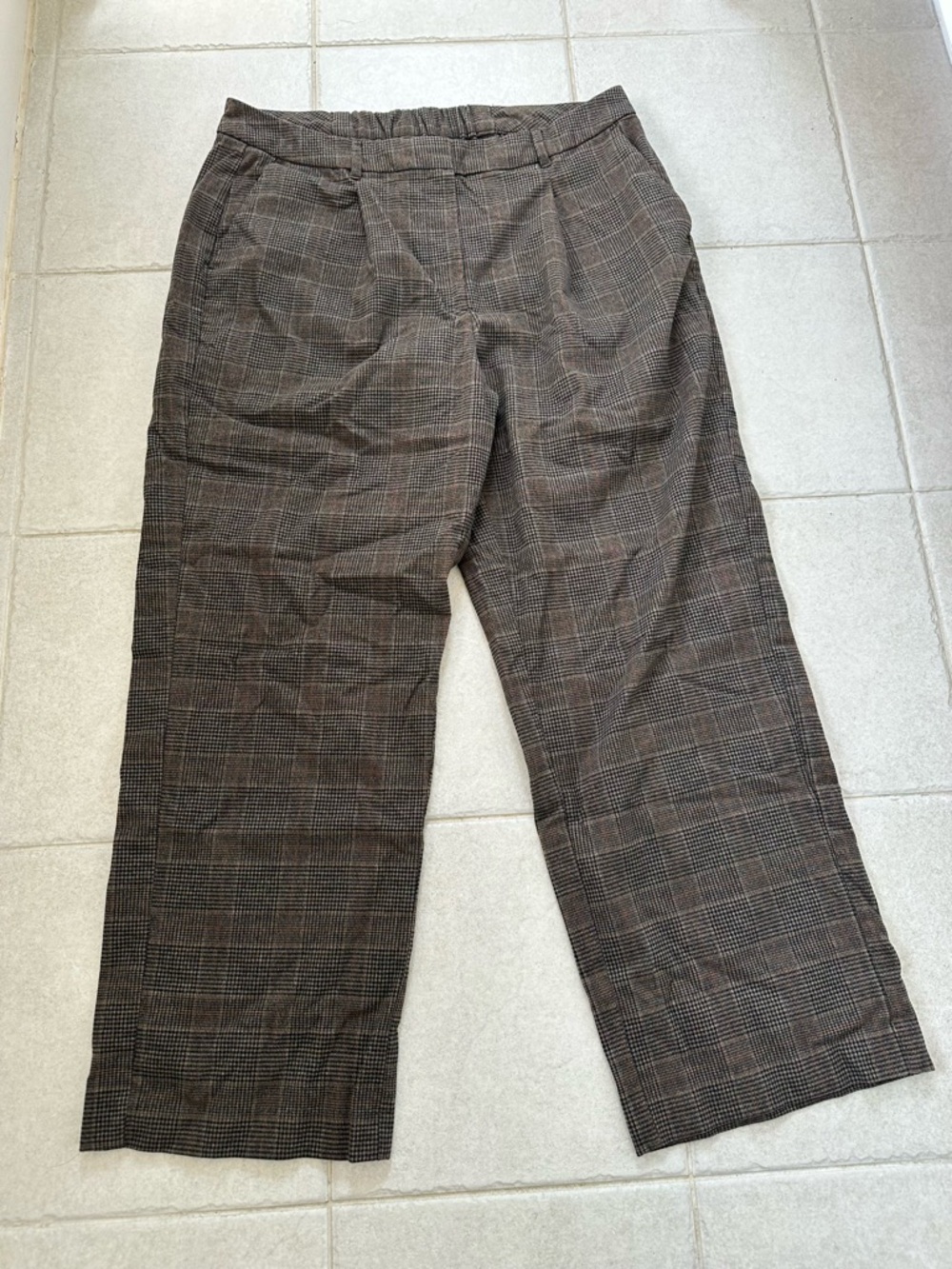 Women Old Navy Taylor Wide Leg Trouser in Plaid